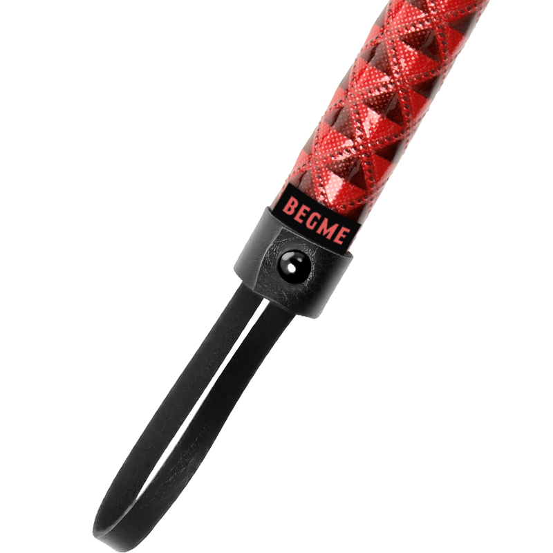 BEGME - Red Edition, Vegansk Læder Flogger